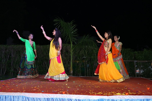 Dance Garba