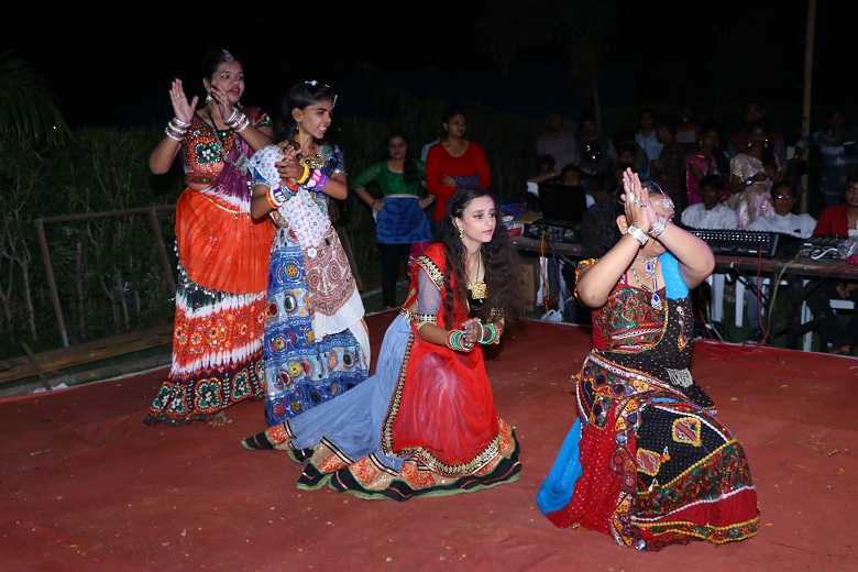 Dance Garba